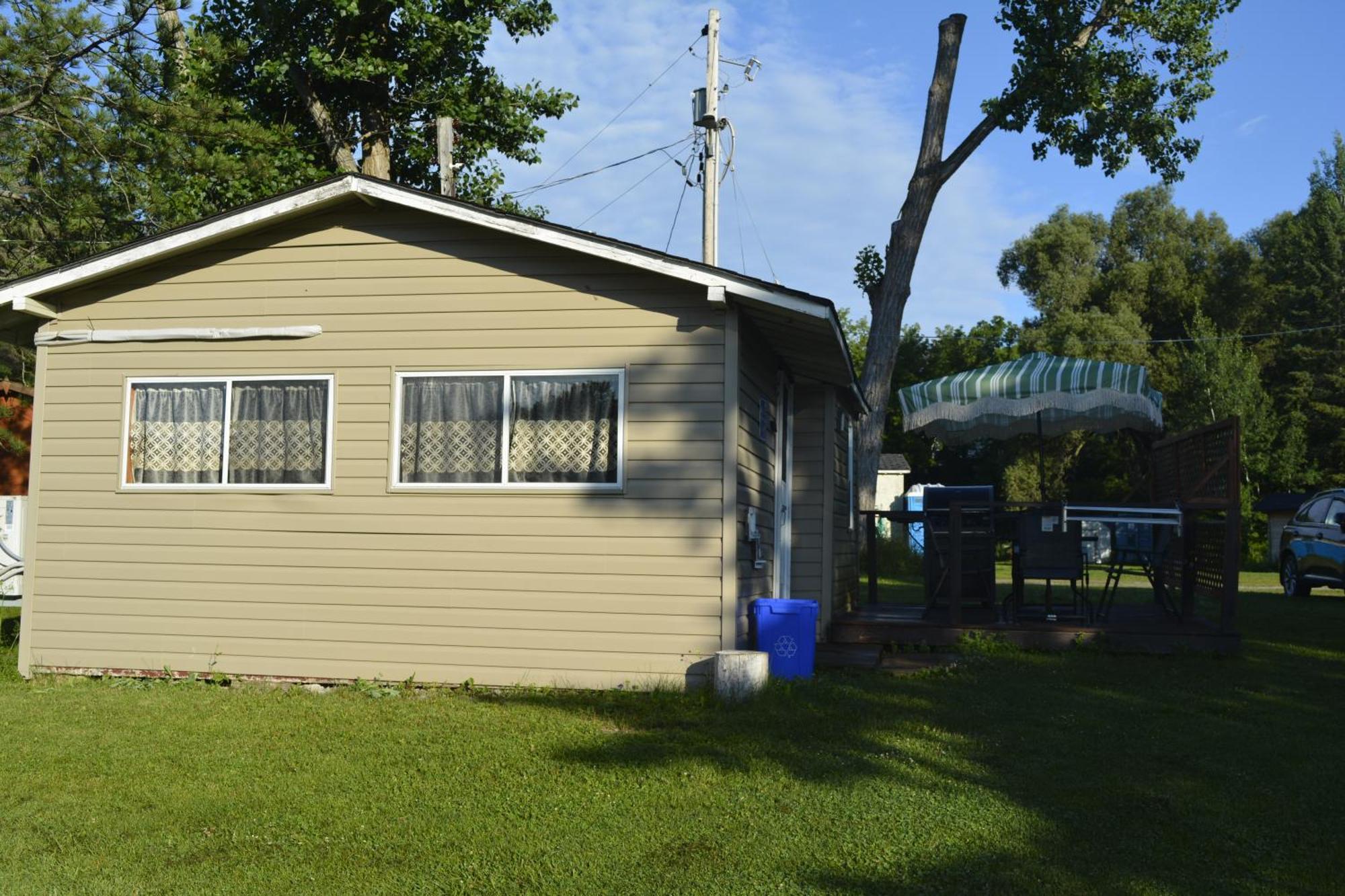 Trent River Cottages Hastings Екстер'єр фото
