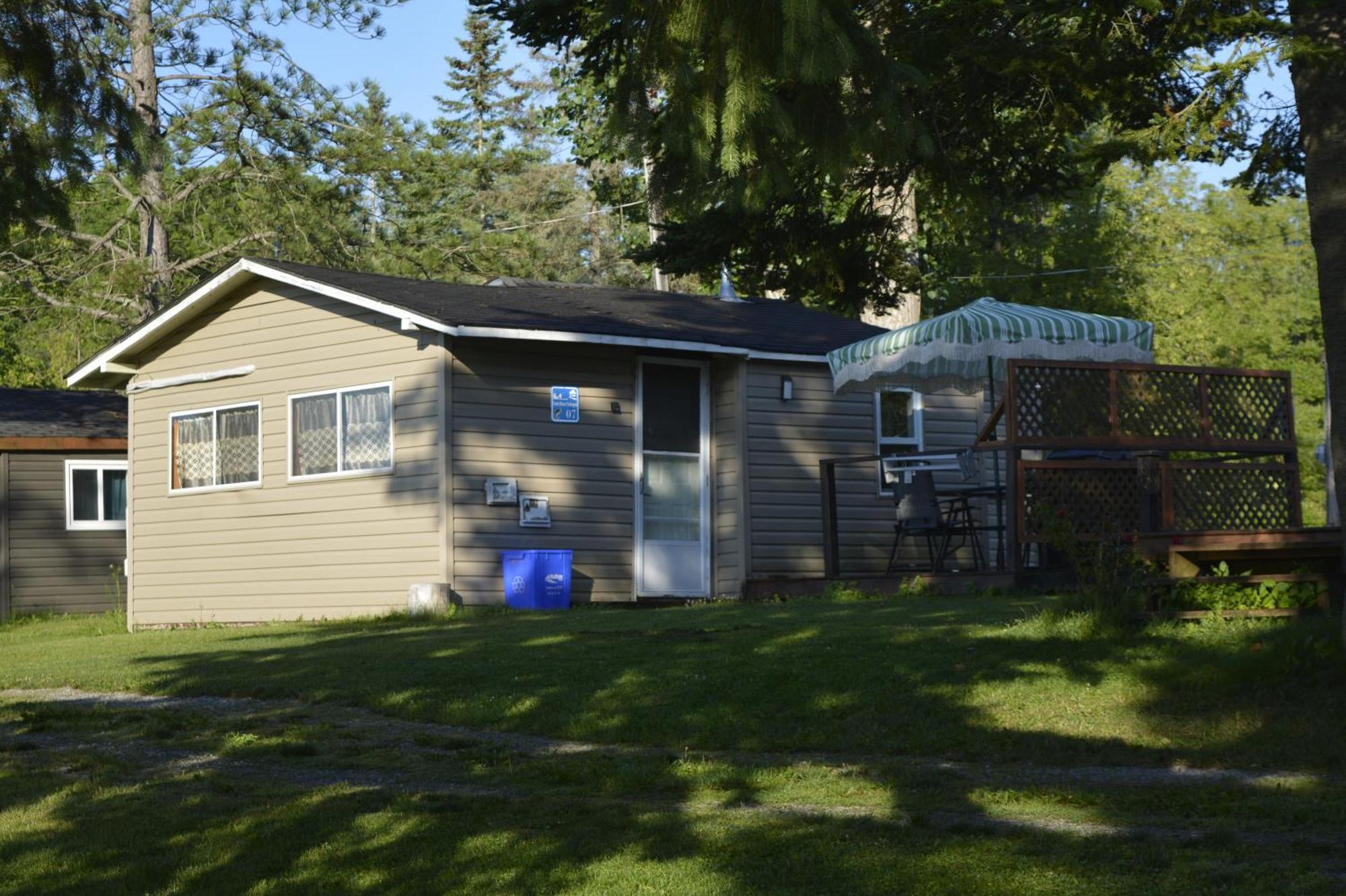Trent River Cottages Hastings Екстер'єр фото