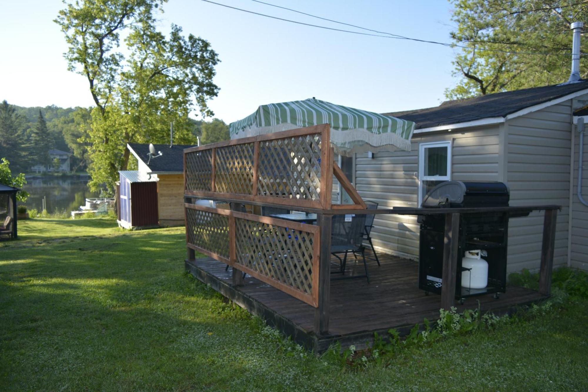 Trent River Cottages Hastings Екстер'єр фото