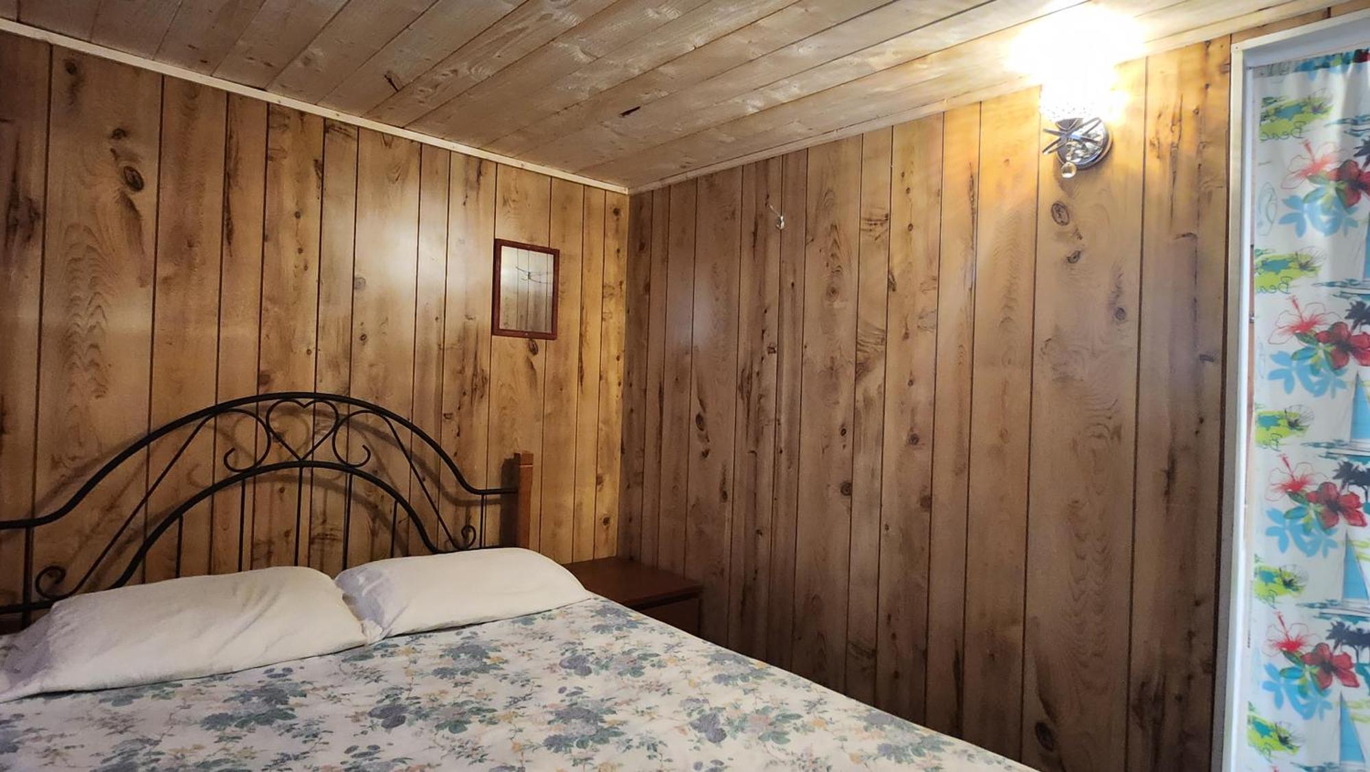 Trent River Cottages Hastings Екстер'єр фото