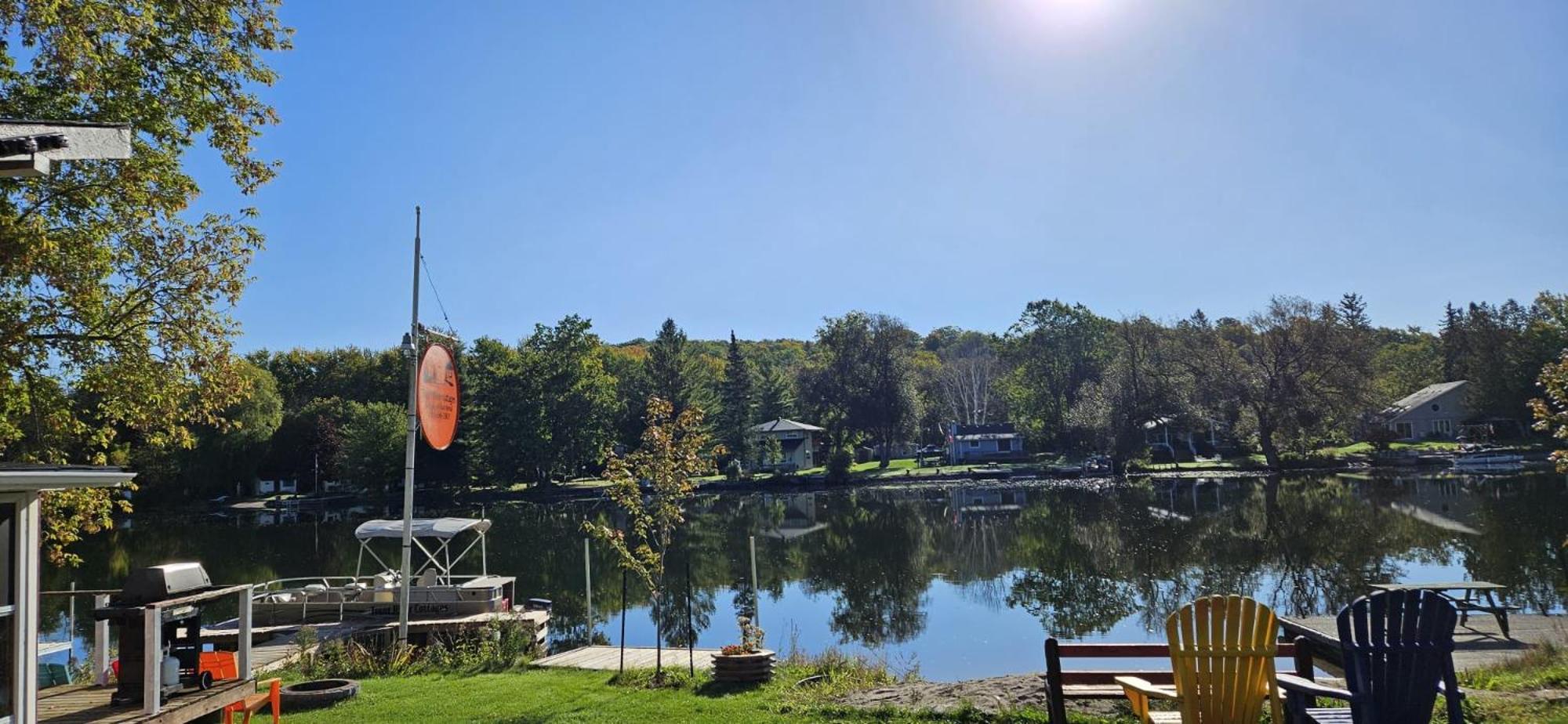 Trent River Cottages Hastings Екстер'єр фото